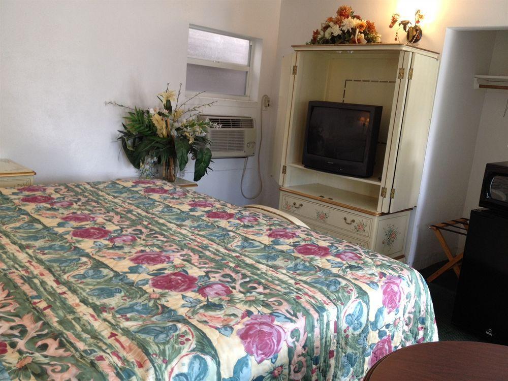 Three Oaks Motel - Titusville Esterno foto
